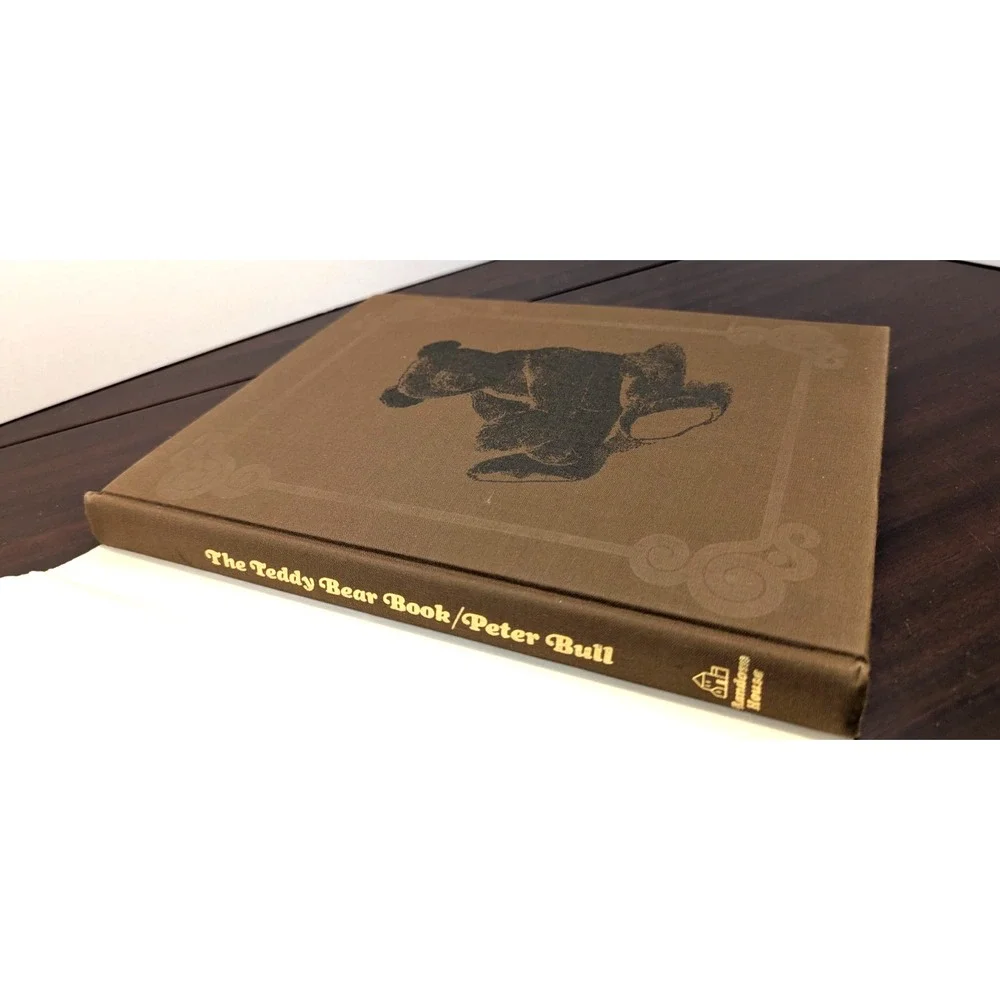 The Teddy Bear Book Peter Bull 1970 First American Edition HC Dust Jacket